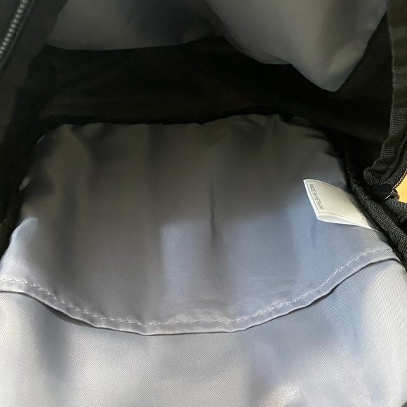 Mini ADIDAS backpack - Picture 3 of 3